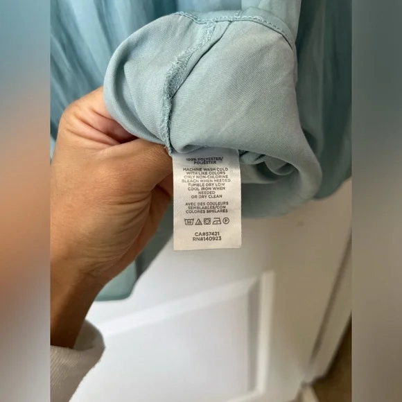 LOFT satin light blue blouse sz S - Picture 6 of 6